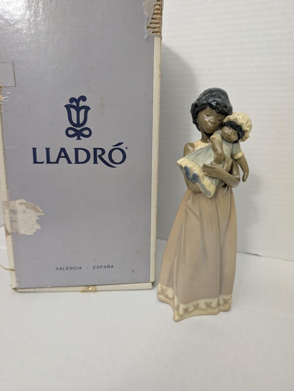 Vintage Lladro Baby Doll Nina Con Muneca Porcelain Figurine #5608 Spain Box
